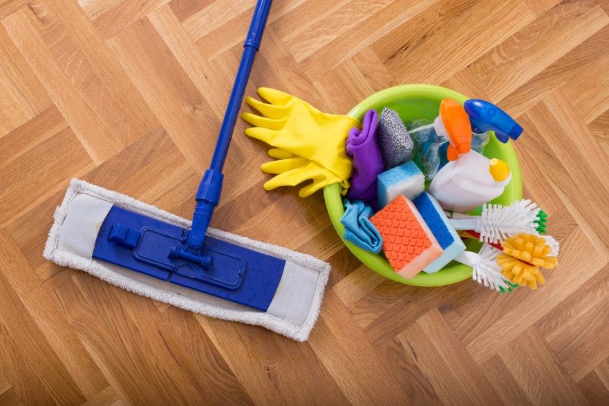Cómo limpiar tus suelos con la mopa · SPB Contigo